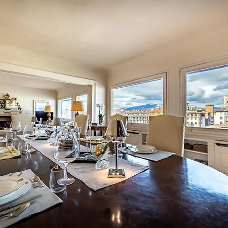 Yd Penthouse Breathtaking Views Over Ponte Vecchio Lägenhet