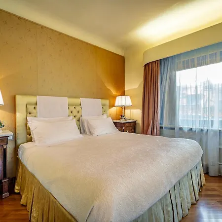 Yd Penthouse Breathtaking Views Over Ponte Vecchio * Florens