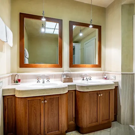 Yd Penthouse Breathtaking Views Over Ponte Vecchio Διαμέρισμα *